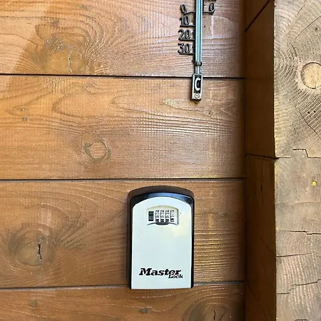 Val Roc - Dachwohnung West *