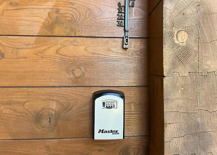 Val Roc - Dachwohnung West *